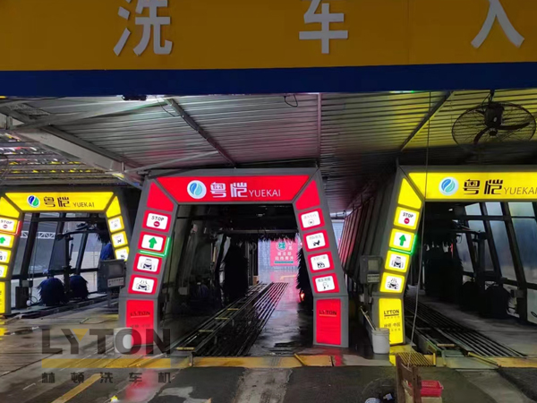 加油站、4S店、門店等車流量密集場所配置什么價位的全自動洗車機設備？